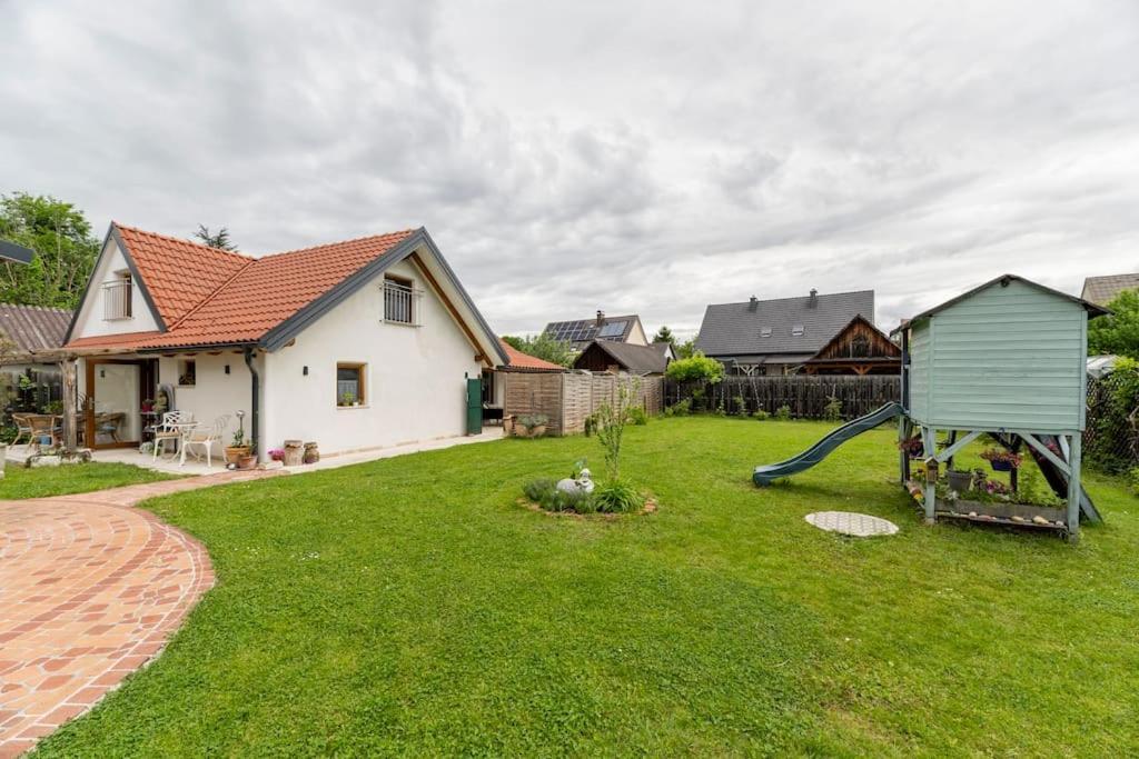 Idyllic Holiday Home - Relaxation Place Leibnitz Exterior photo